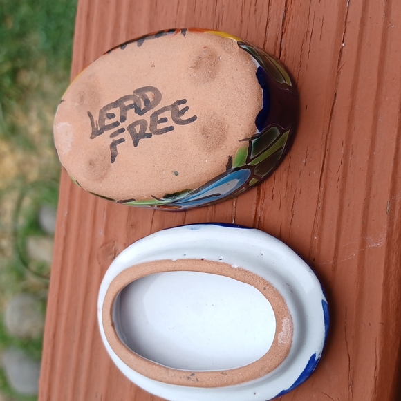 Mexican Talavera Pottery trinket box - Picture 5 of 5